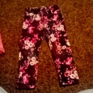 Jordache size 3T jeggings, black, pink, and white, has floral print